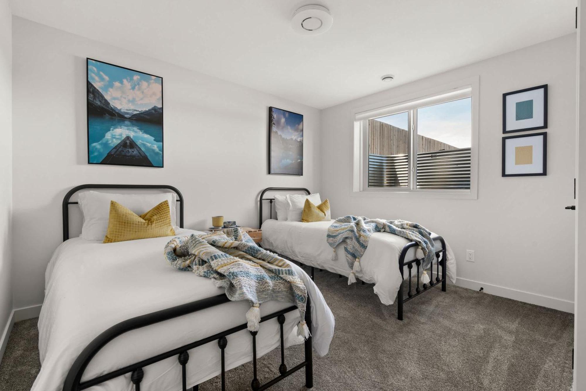 Livingston Way I Sleep 6 I Netflix I Kitchen I Tv Villa Pincher Creek Bagian luar foto